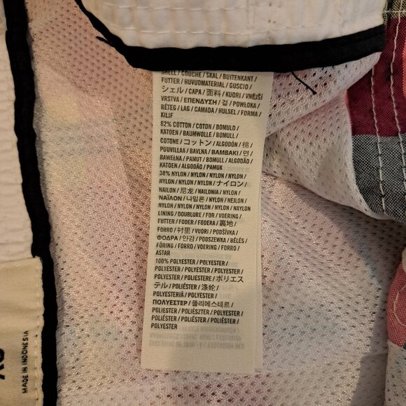 Abercrombie & Fitch Men's XS Cargo Swim Trunks - Picture 11 of 16